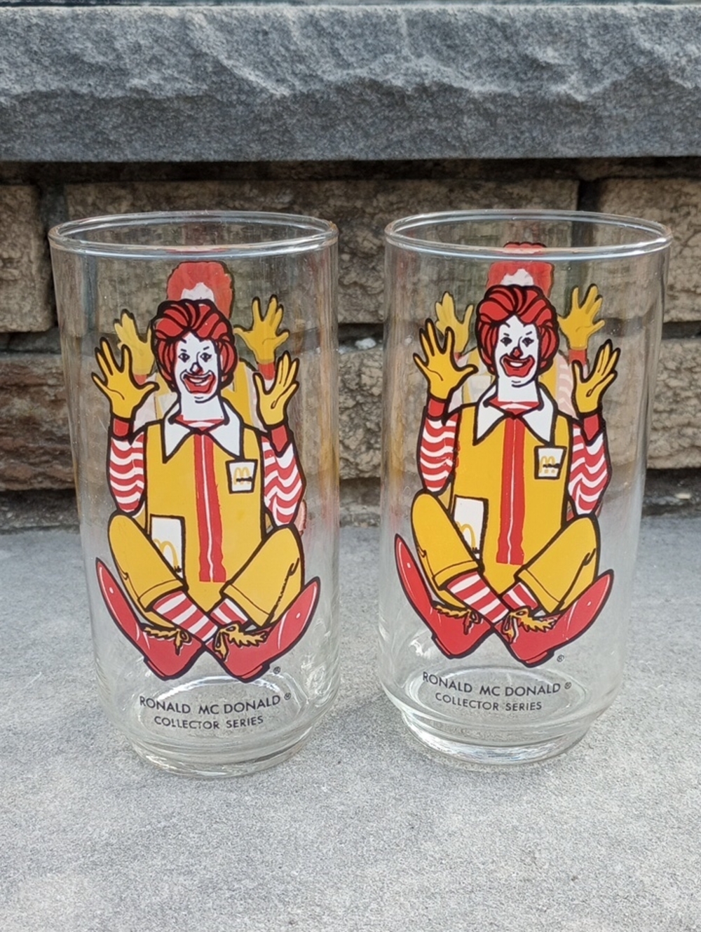 Set of 2 McDonald's Vintage Ronald McDonald Glasses, Collector Series